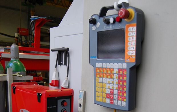 182reisschweissroboterzellegebrauchtkabine