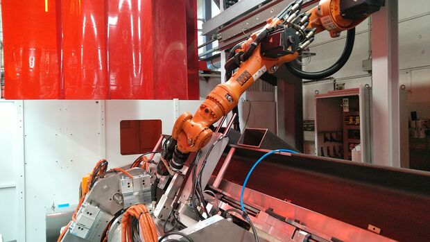 Schweißen von Hydraulikzylindern